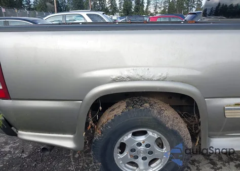 2001 Chevrolet Silverado 1500 Ls из США, поврежденный, VIN 1GCEK19T61Z103505